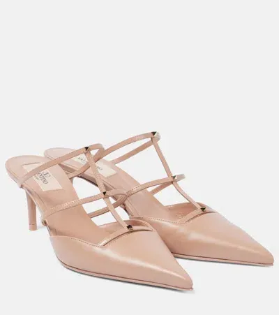 Valentino Garavani Mules Rockstud Wispy 60 Aus Leder In Beige