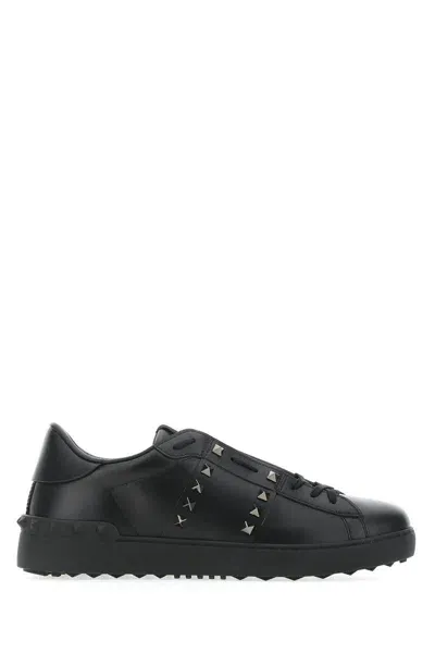 Valentino Garavani Sneakers In Nero