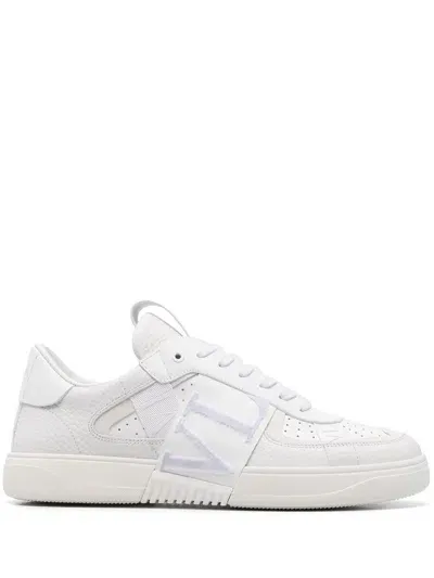 Valentino Garavani Vl7n Sneakers In White