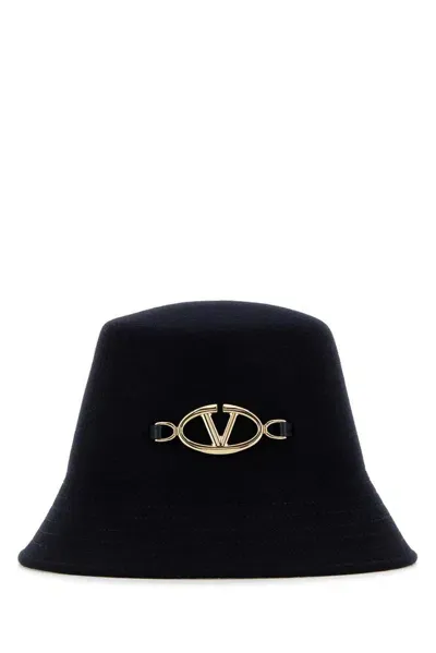 Valentino Garavani Valentino Vlogo Plaque Bucket Hat In Navy