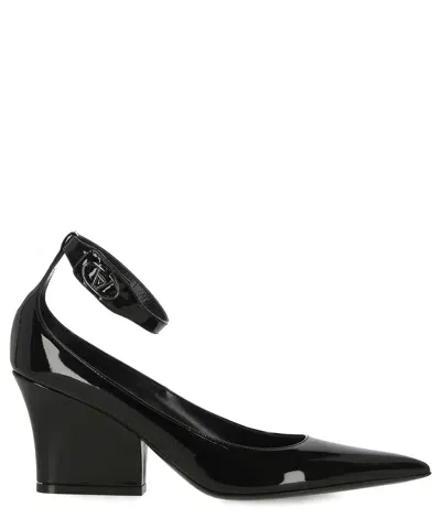 Valentino Garavani Vlogo Pumps In Black