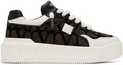 Valentino Garavani White & Brown One Stud Xl Low-top Sneakers In Kdc Fondant-nero/ner