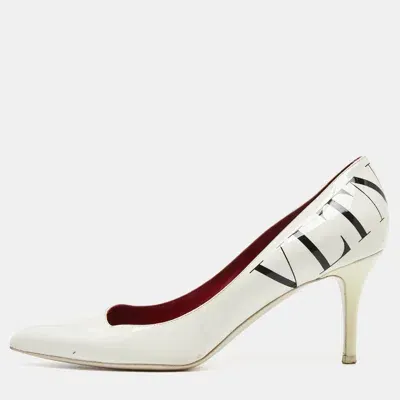 Pre-owned Valentino Garavani White Patent Leather Vltn Pointed Toe Pumps Size 39