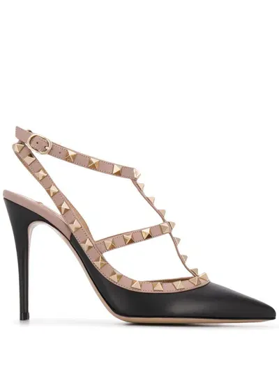 Valentino Garavani Rockstud Leather Pumps In Black