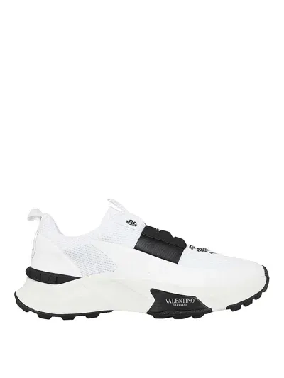 Valentino Garavani Low Top True Act Sneaker In Mesh In Black&white