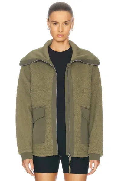 Varley Eleanor Patch Pocket Fleece Jacket In Winter Moss