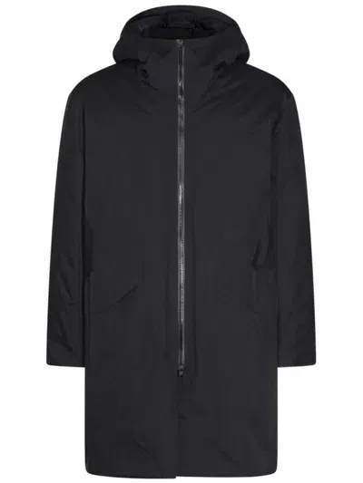 Veilance Hooded Zip-up Parka In Black