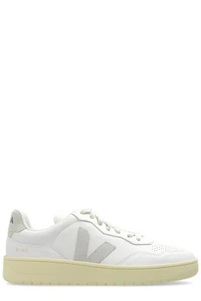 Veja V In White