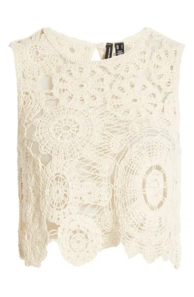 Vero Moda Lili Crop Lace Tank In Sand Dollar