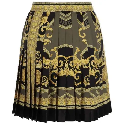 Versace Barocco Printed Pleated Skirt In Black