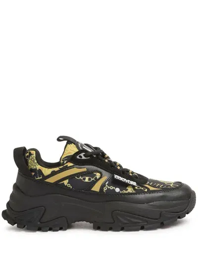 Versace Jeans Couture Sneakers In Black