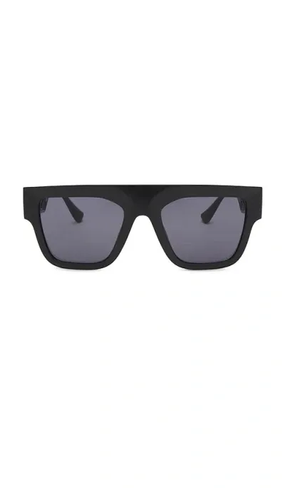 Versace Rectangle Sunglasses In Black