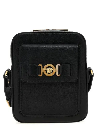 Versace Medusa Biggie Leather Crossbody Bag In 黑色的