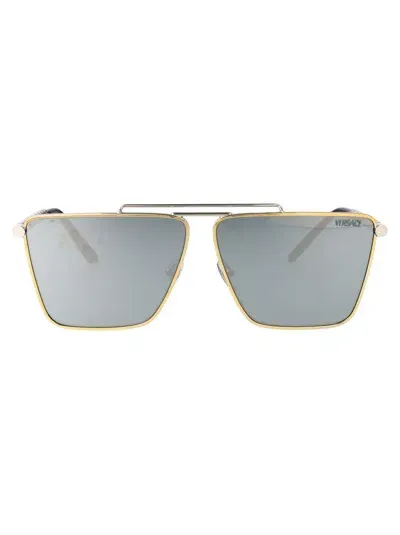 Versace Sunglasses In 15141u Gold/silver