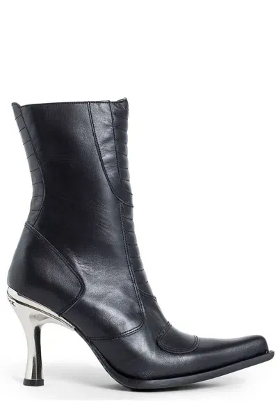 Vetements Biker Heeled Ankle Boots In Black