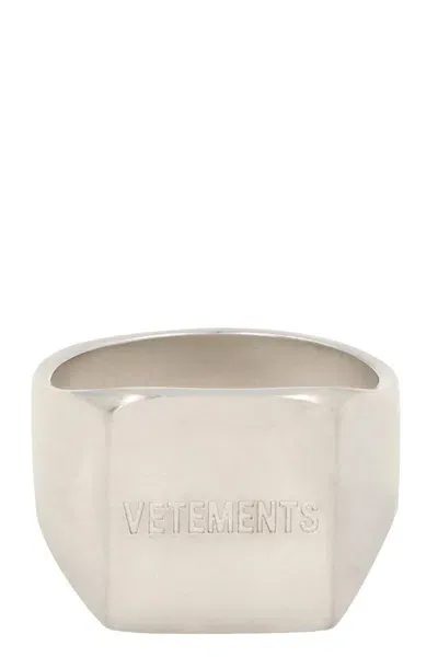 Vetements Brass Ring In Silver