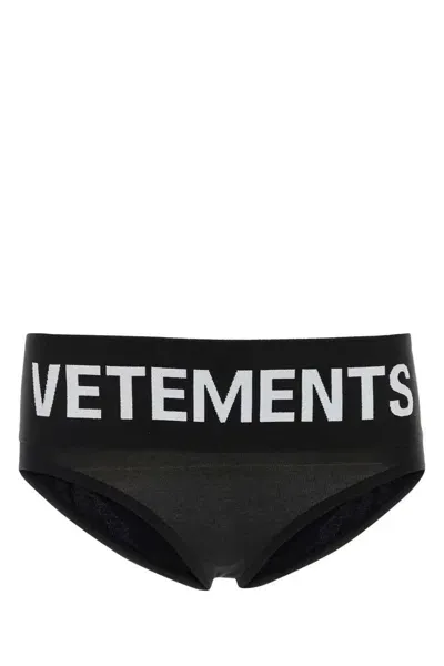 Vetements Intimate In Black