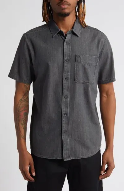 Volcom Date Knight Short Sleeve Button-up Shirt In Stealth