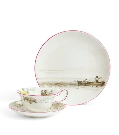 Wedgwood Set Of 3 Voyage Of The Beagle Galapagos Islands Plates, Teacups And Saucers In White