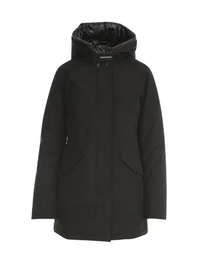 Woolrich Arctic Parka Coat In Black