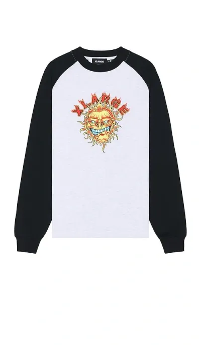 Xlarge Flame Raglan Long Sleeve Tee In 黑色