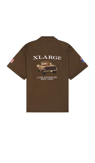 Xlarge Old Pick Up Truck Short Sleeve Work Shirt In 棕色