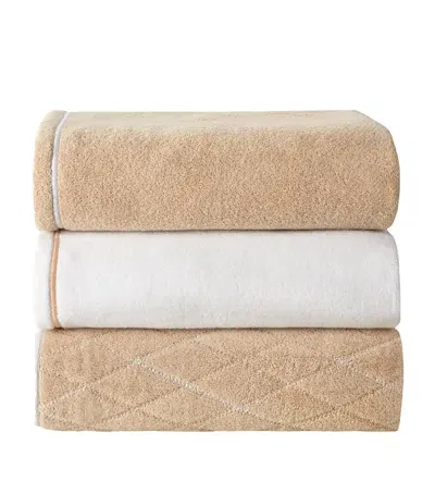 Yves Delorme Couture Duetto Lin Guest Towel In Beige