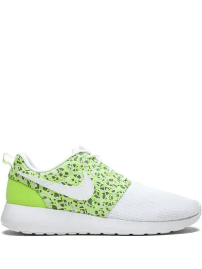 Nike Roshe One Prm Sneakers In Green