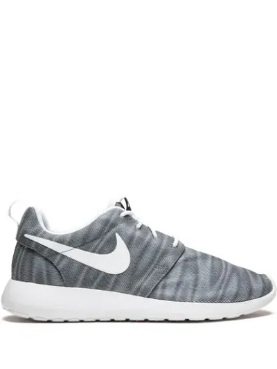 Nike Roshe One Print Sneakers In Grey