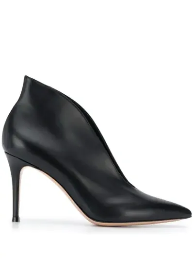 Gianvito Rossi Vania Pumps In Black