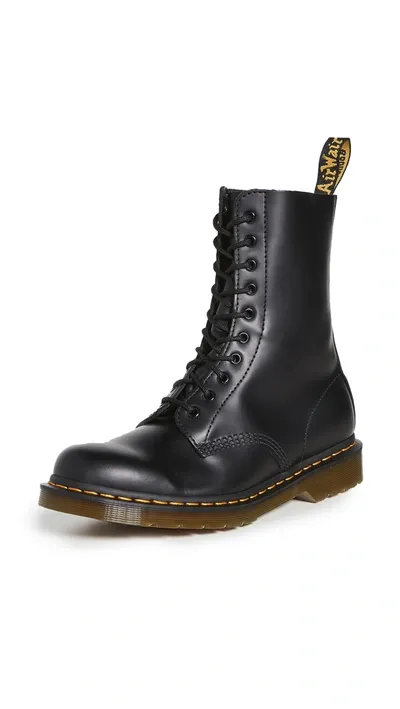 Dr. Martens' Original 8-eye Boots In Black 11822006