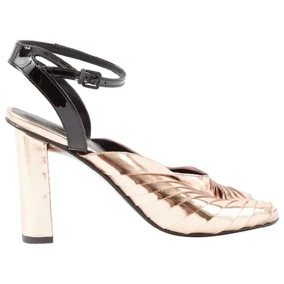 Pre-owned Robert Clergerie Patent Leather Heels In Metallic