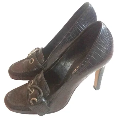 Pre-owned Prada Leather Heels In Black