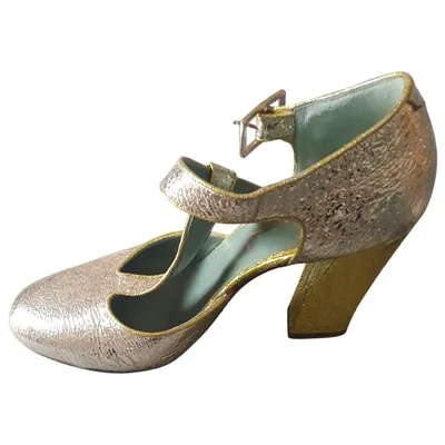 Pre-owned Paola D'arcano Leather Heels In Metallic