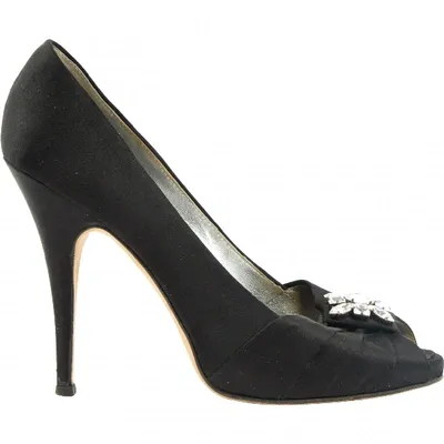 Pre-owned Giuseppe Zanotti Leather Heels In Black