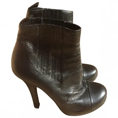 Pre-owned Prada Leather Ankle Boots In Black