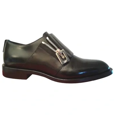 Pre-owned Roger Vivier Leather Flats In Black