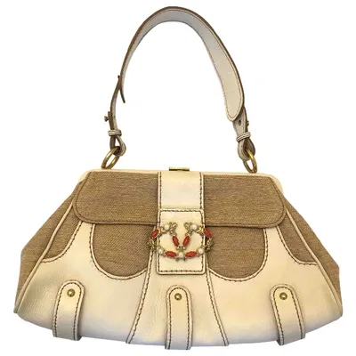 Pre-owned Valentino Garavani Leather Handbag In Ecru