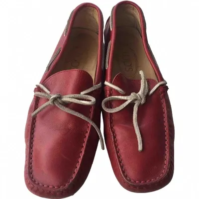 Pre-owned Tod's Leather Flats In Red