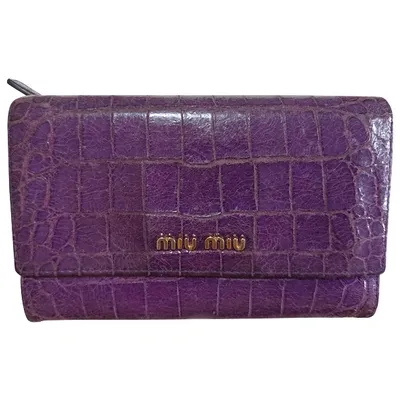 Pre-owned Miu Miu Leather Wallet In Purple