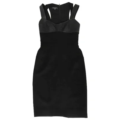 Pre-owned Narciso Rodriguez Mid-length Dress In Black