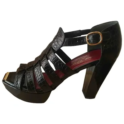 Pre-owned Robert Clergerie Leather Sandals In Black