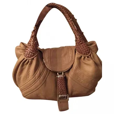 Pre-owned Fendi Spy Leather Bag In Camel