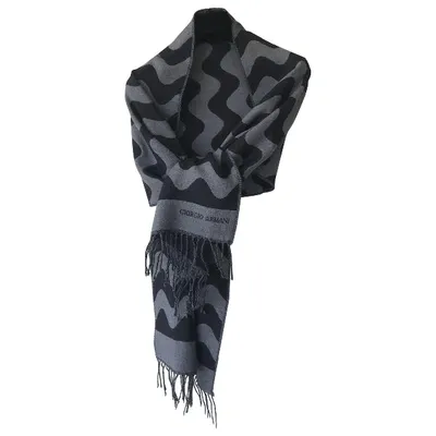 Pre-owned Giorgio Armani Wool Scarf In Grey