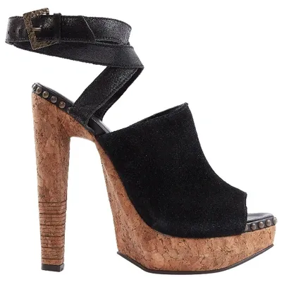 Pre-owned Herve Leger Black Suede Sandals