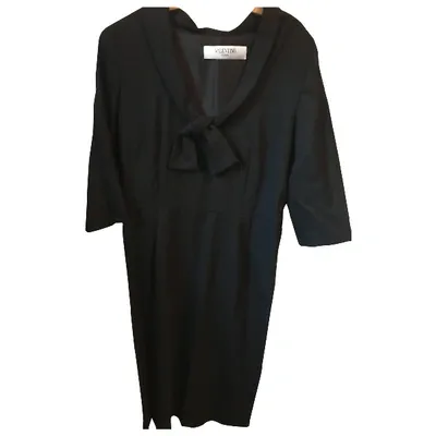 Pre-owned Valentino Wool Mid-length Dress In Black