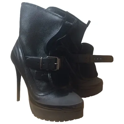 Pre-owned Burberry Leather Ankle Boots In Black