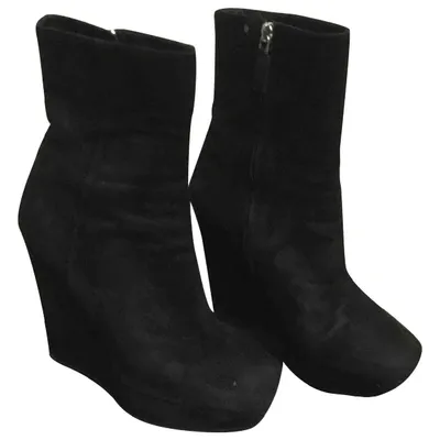 Pre-owned Prada Ankle Boots In Black