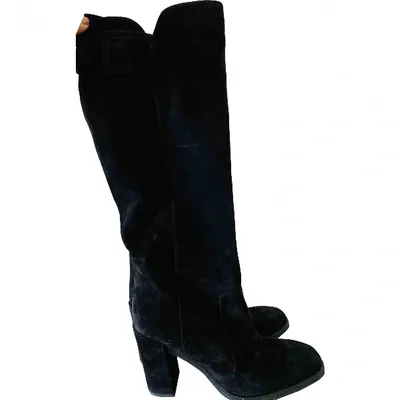 Pre-owned Roger Vivier Boots In Black