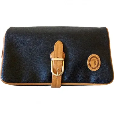 Pre-owned Trussardi Leather Clutch Bag In Black